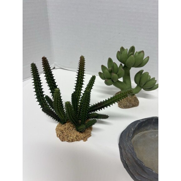 Lot Of 4 Aquarium Pieces For Any enclosure - Picture 2 of 5